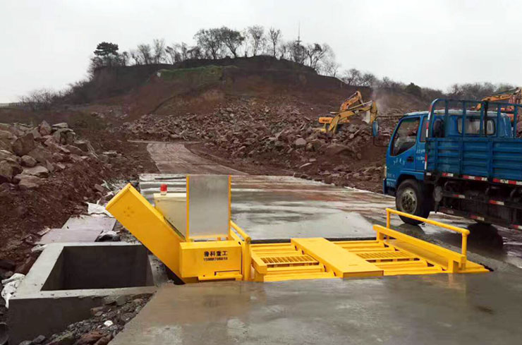 3月29日2臺(tái)滾軸式洗輪機(jī)交付宏亞建設(shè)泰山黃姚五組保障房項(xiàng)目成功 3月29日2臺(tái)滾軸式洗輪機(jī)交付宏亞建設(shè)泰山黃姚五組保障房項(xiàng)目成功