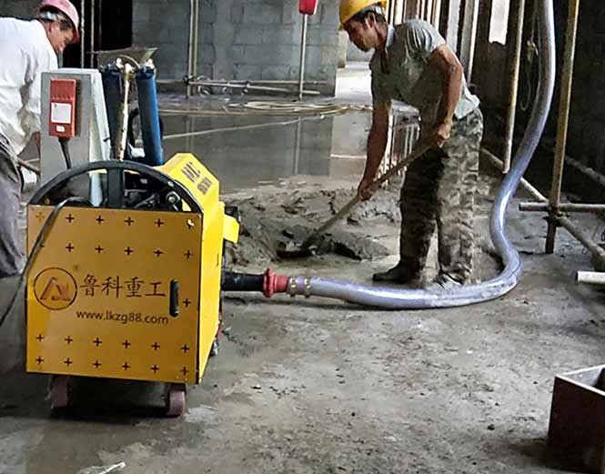 7月18日武漢二次構(gòu)造柱泵合作南京建工漢口北3號倉儲中心項目 7月18日武漢二次構(gòu)造柱泵合作南京建工漢口北3號倉儲中心項目