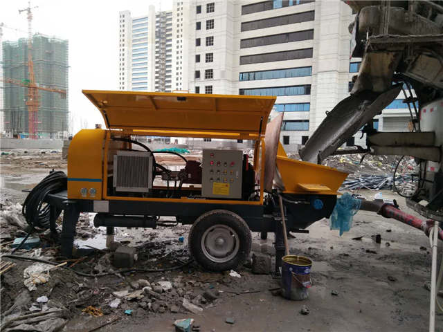 大型細石混凝土泵